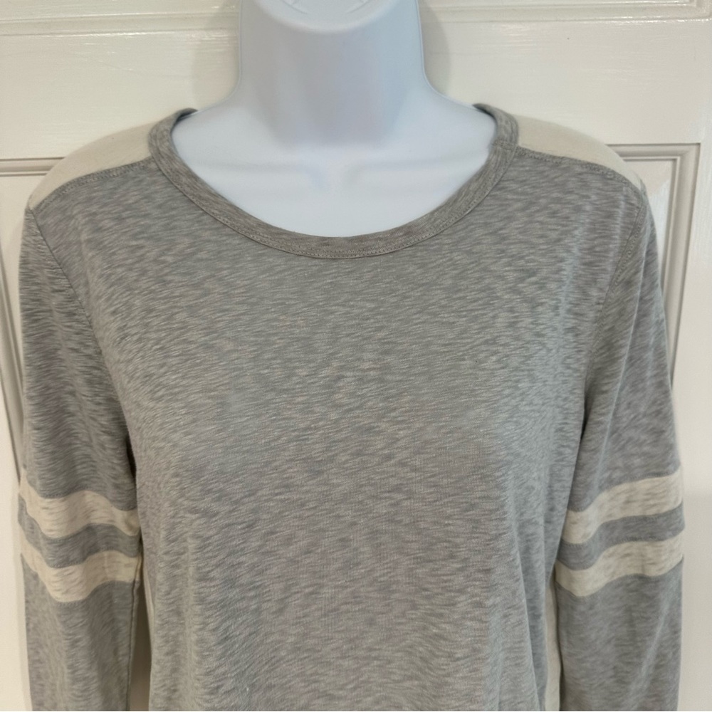 J. Crew women’s baseball tee grey and white heather size small - Picture 5 of 8